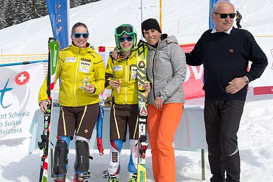 Skieuse avec Maria Walliser lors des Championnats suisses à Lenzerheide